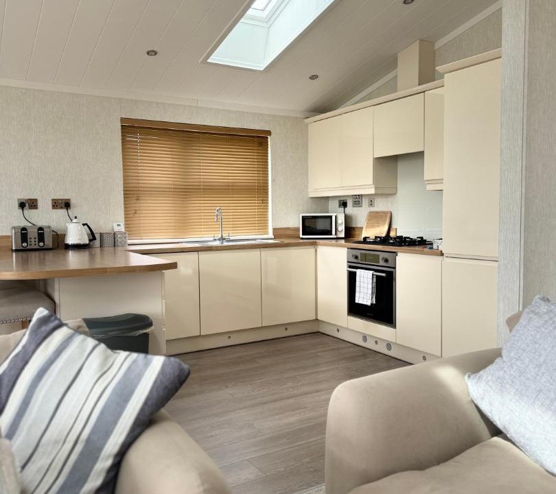 Photo of Others in Ellerker