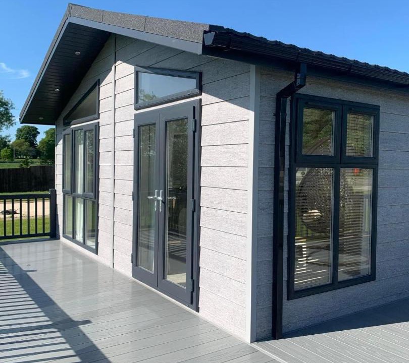 Photo of Others in Ellerker