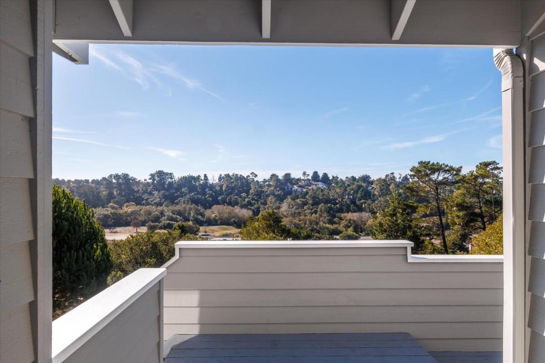 Photo of Patio Balcony in Pine Knolls Estates