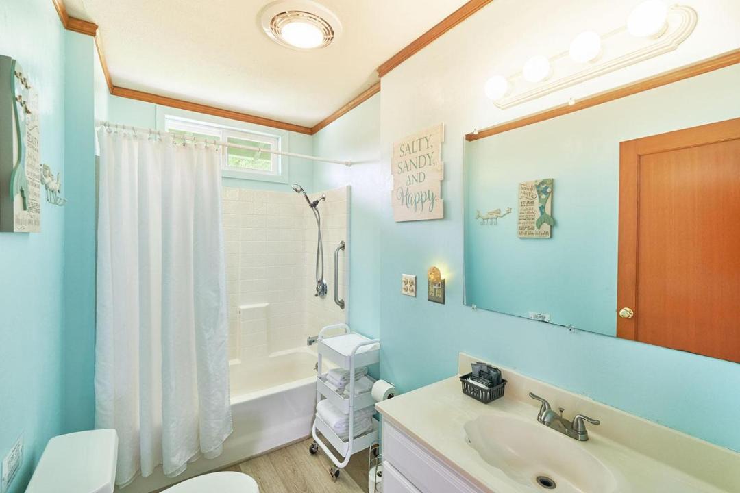 Photo of Bathroom in Long Beach