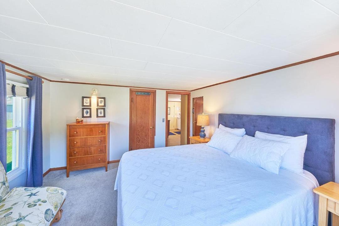 Photo of Bedroom in Long Beach