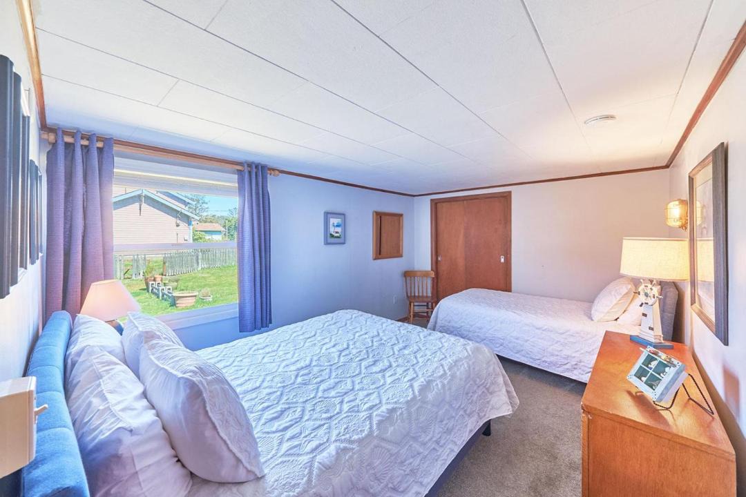 Photo of Bedroom in Long Beach