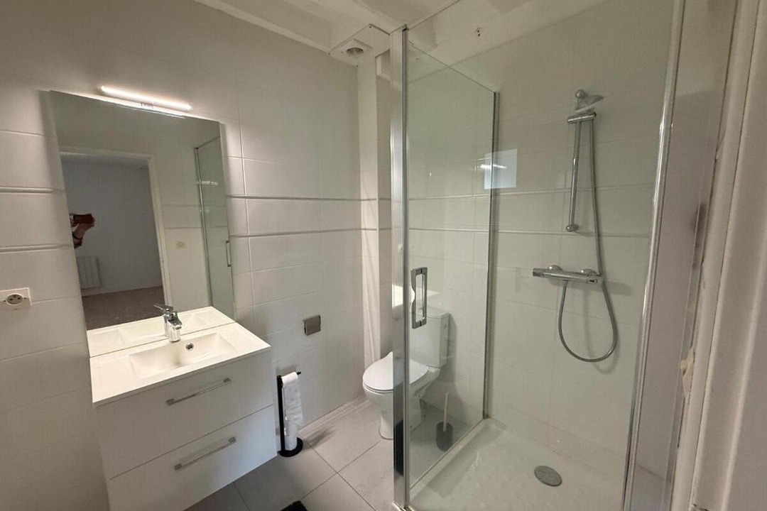 Photo of Bathroom in Chantenay-Villedieu