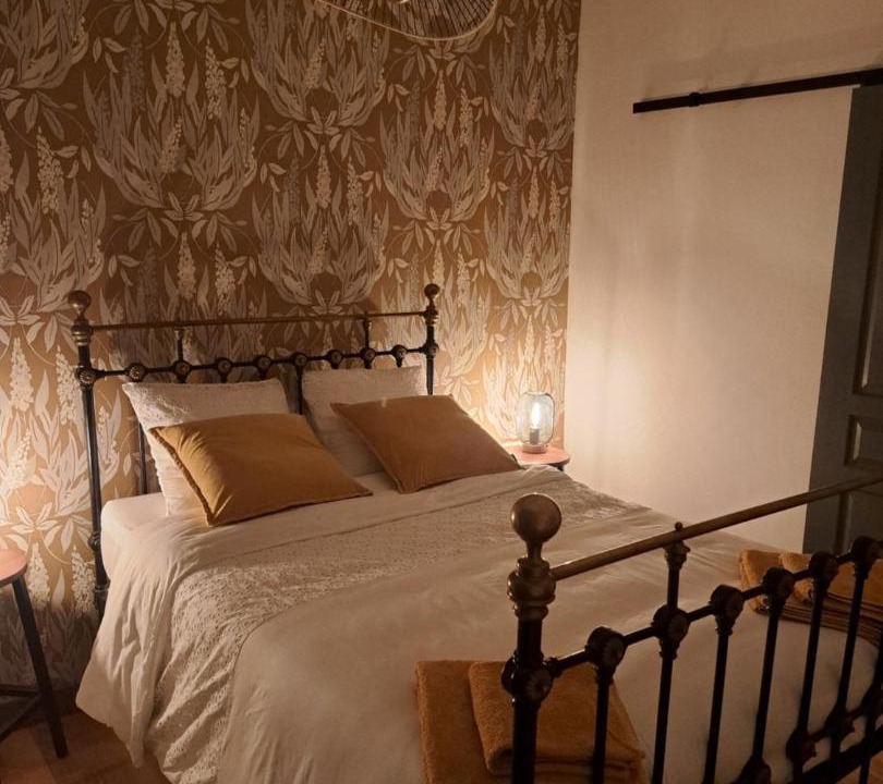 Photo of Others in Roussines