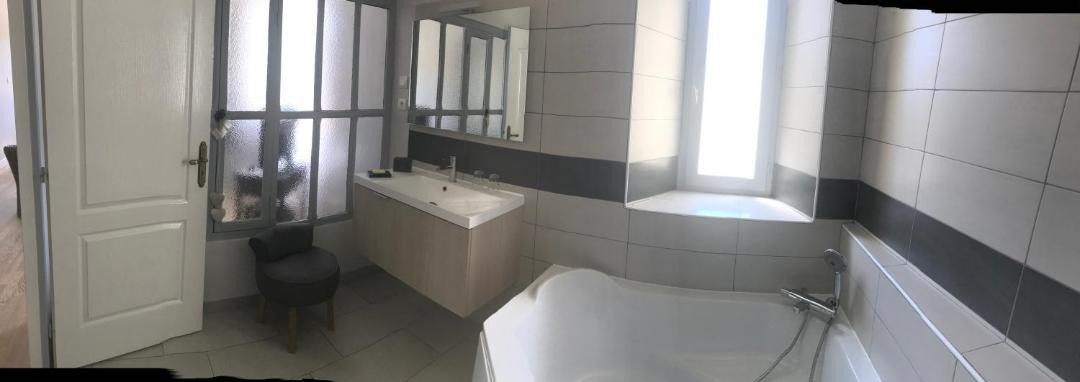 Photo of Bathroom in Chateauneuf-les-Bains