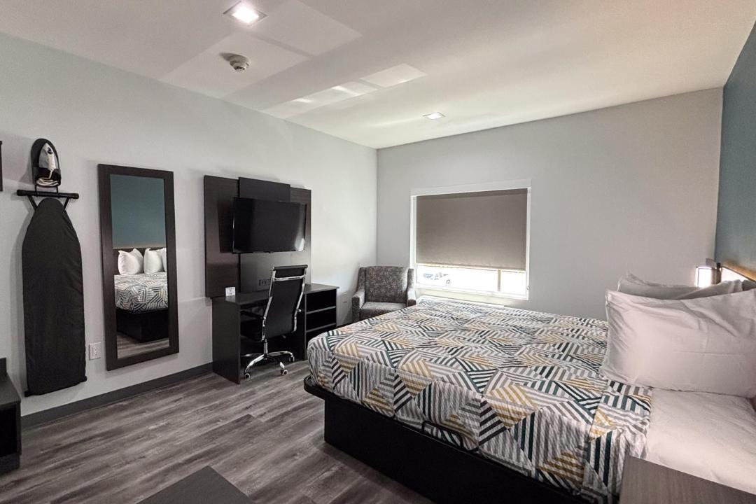 Photo of Bedroom in White Rock Hills