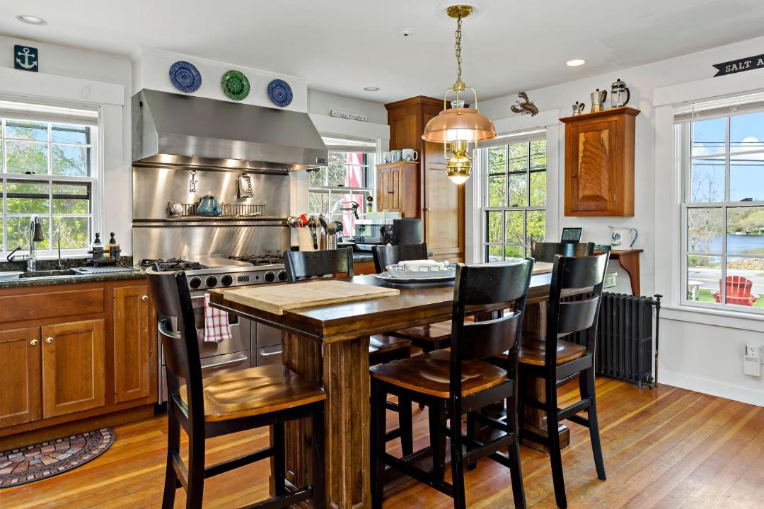 Photo of Kitchen in West Barnstable