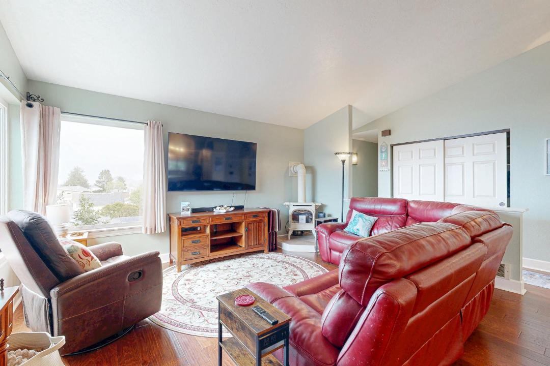 Photo of Others in Depoe Bay