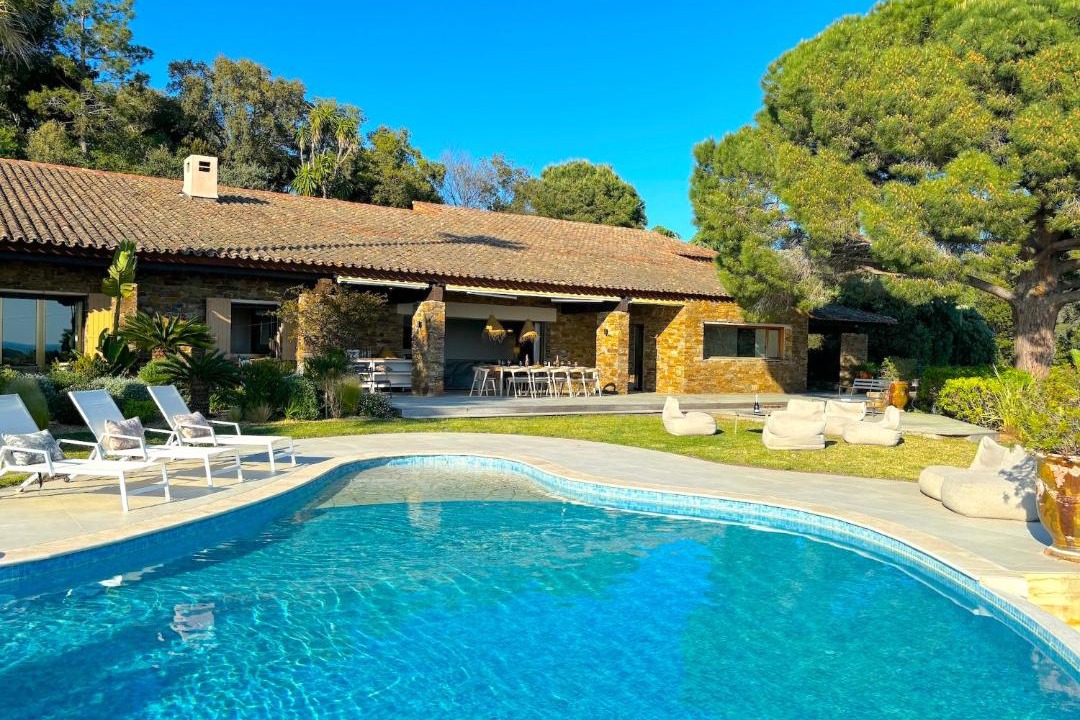 Photo of Others in Cabasson