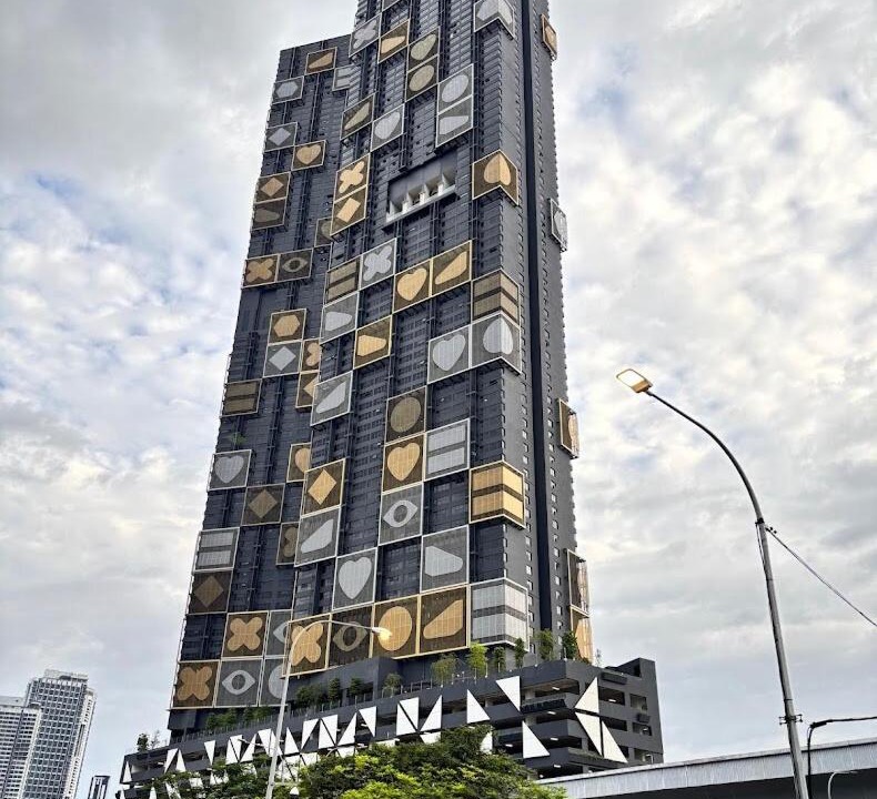 Photo of Buildings in Taman Midah