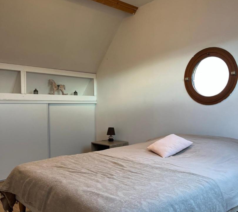 Photo of Bedroom in Hotot-en-Auge