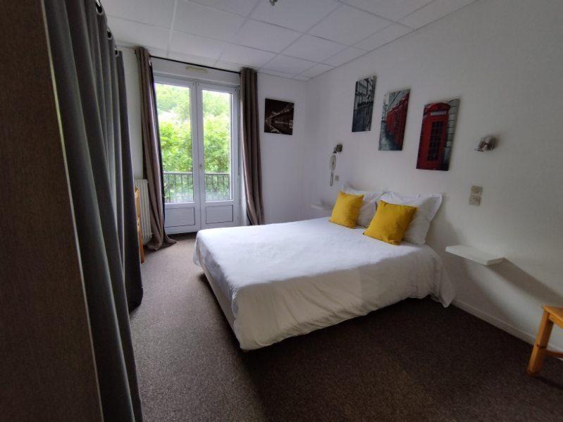 Photo of Bedroom in Mont-Dore