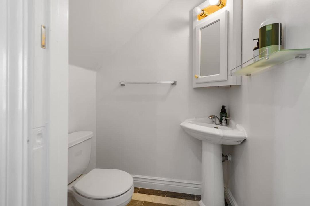 Photo of Bathroom in Silver Terrace