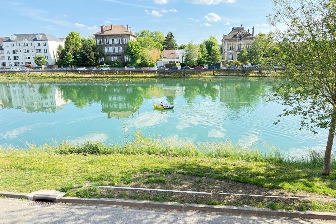 Photo of Others in Pomponne