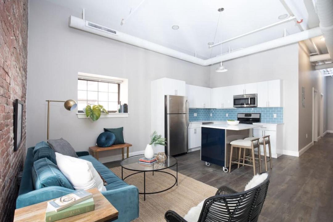 Photo of Others in Downtown Boston