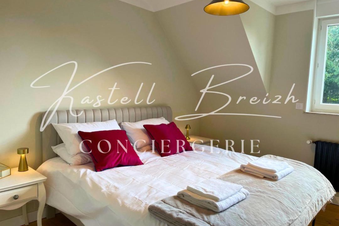 Photo of Bedroom in Ploumagoar