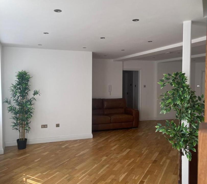 Photo of Others in Peninsula