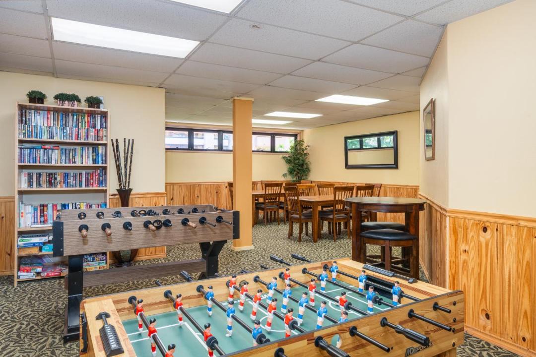 Photo of Others in Kahana