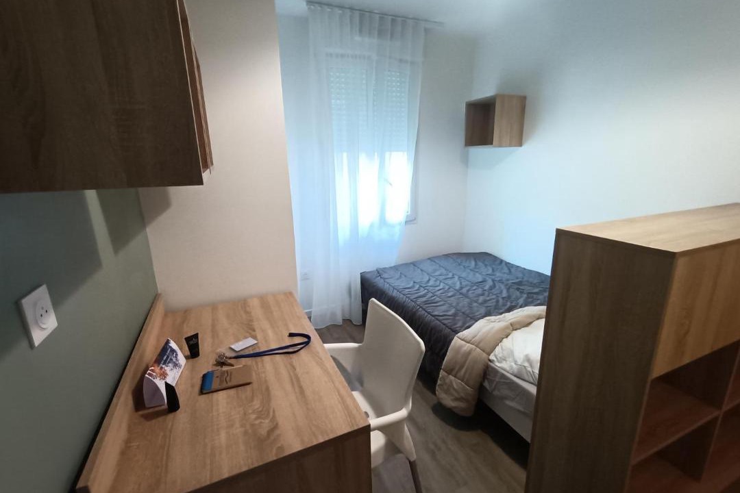 Photo of Others in Clamart