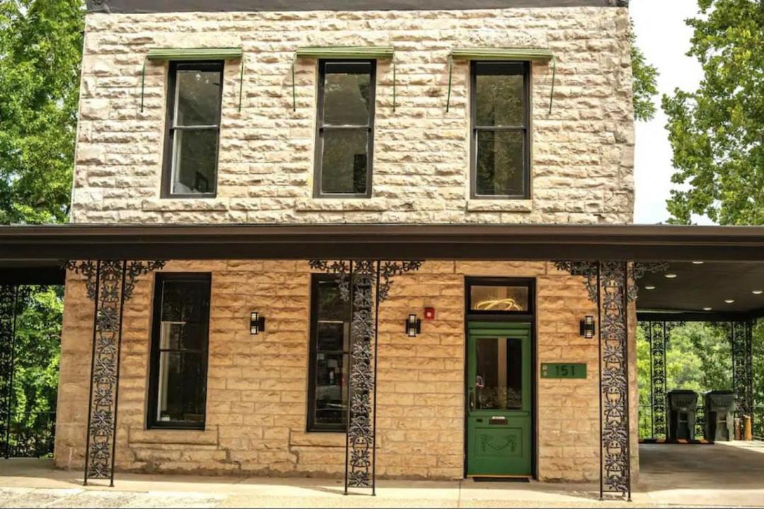 Photo of Others in Eureka Springs Historic District