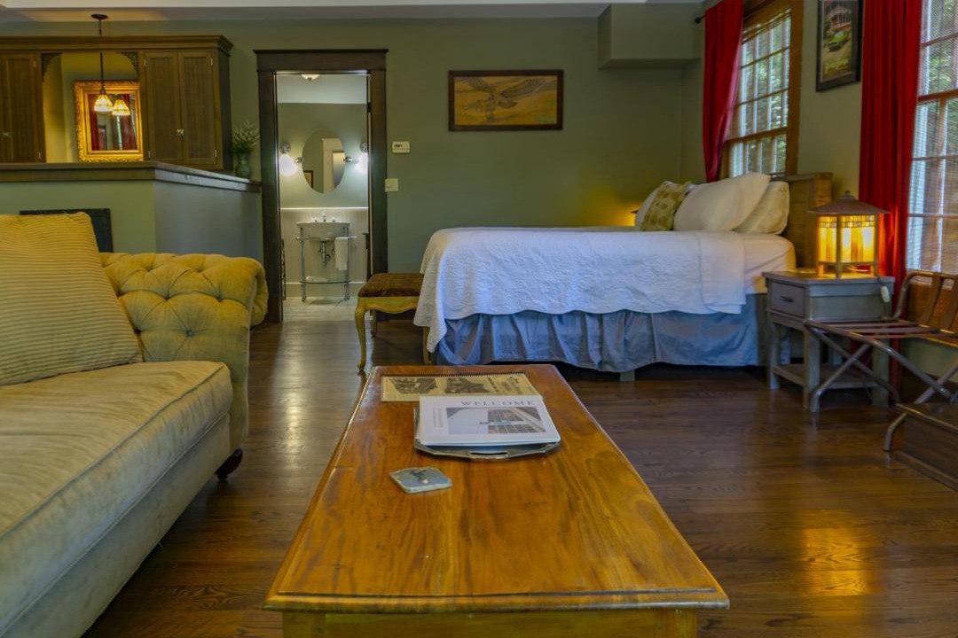 Photo of Others in Eureka Springs Historic District