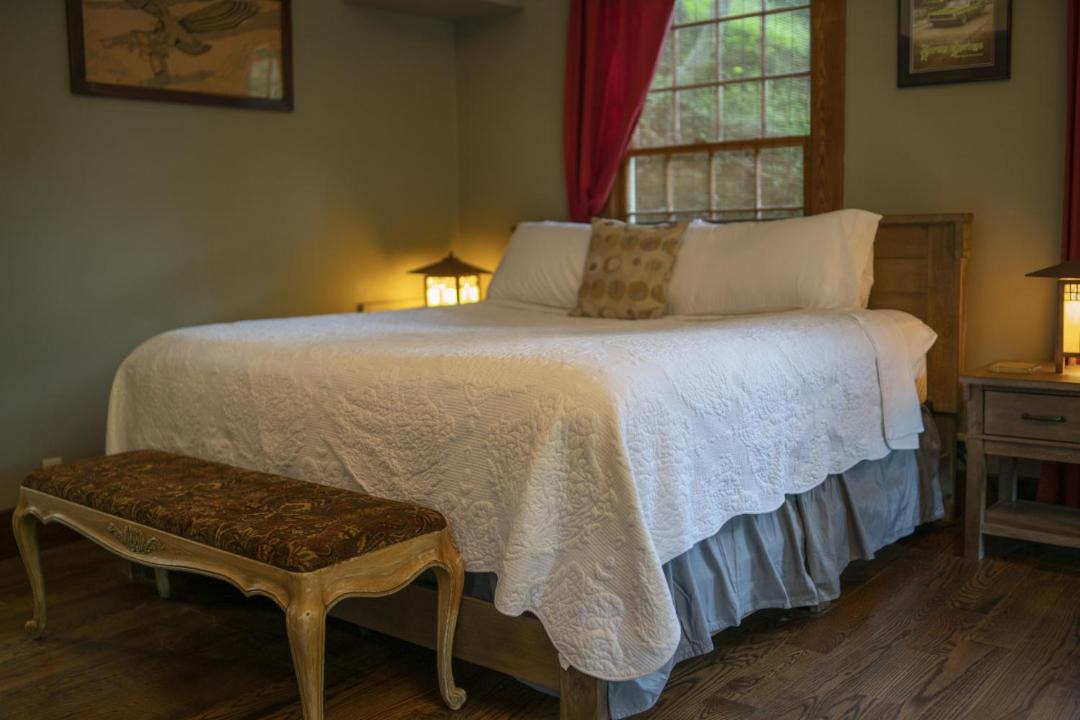 Photo of Others in Eureka Springs Historic District