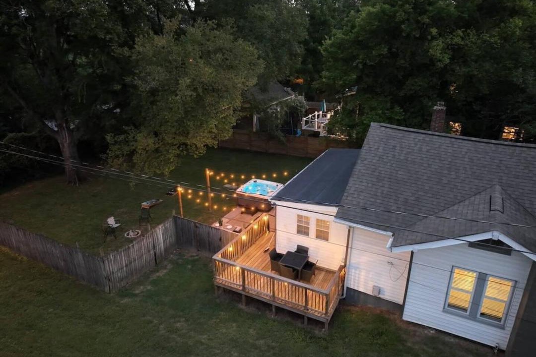 Photo of Others in Shelby Hills