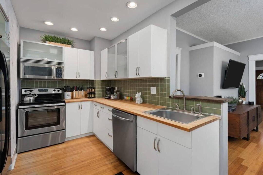 Photo of Kitchen in Shelby Hills