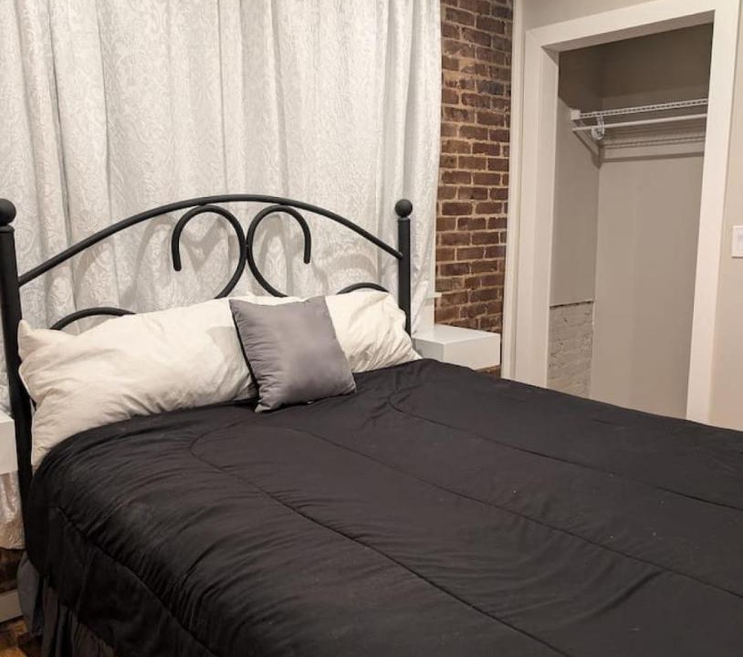 Photo of Bedroom in Maryville