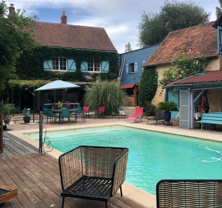 Photo of Others in Requeil