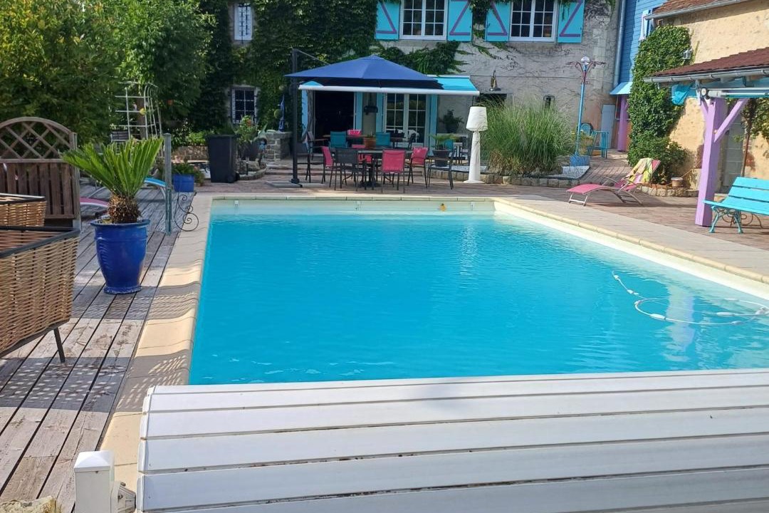 Photo of Others in Requeil