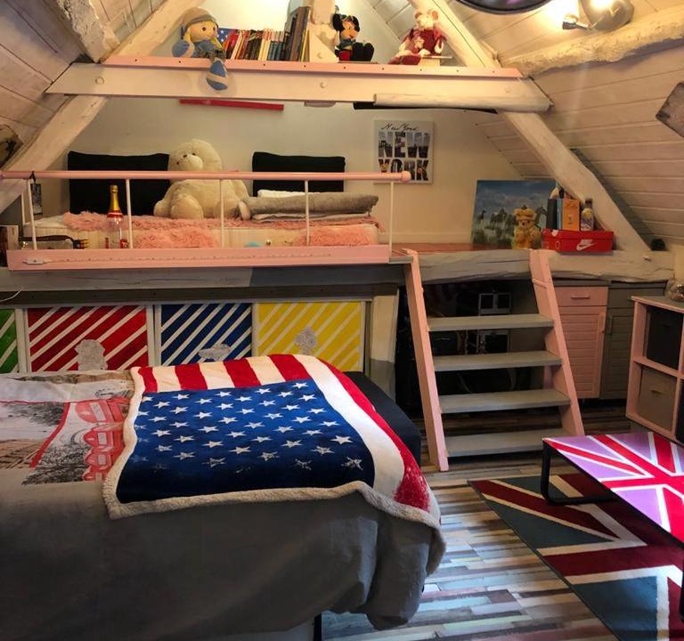 Photo of Others in Requeil