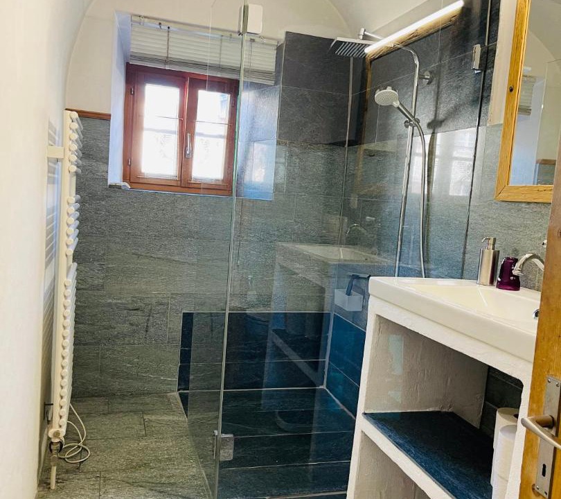 Photo of Bathroom in Sent