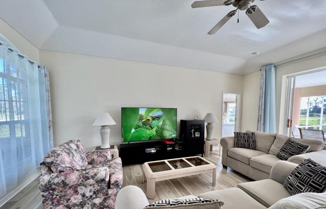 Photo of Livingroom in Long Meadow