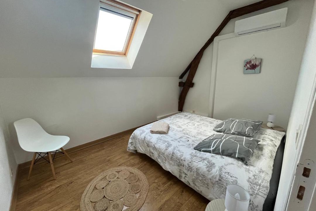 Photo of Bedroom in Suevres