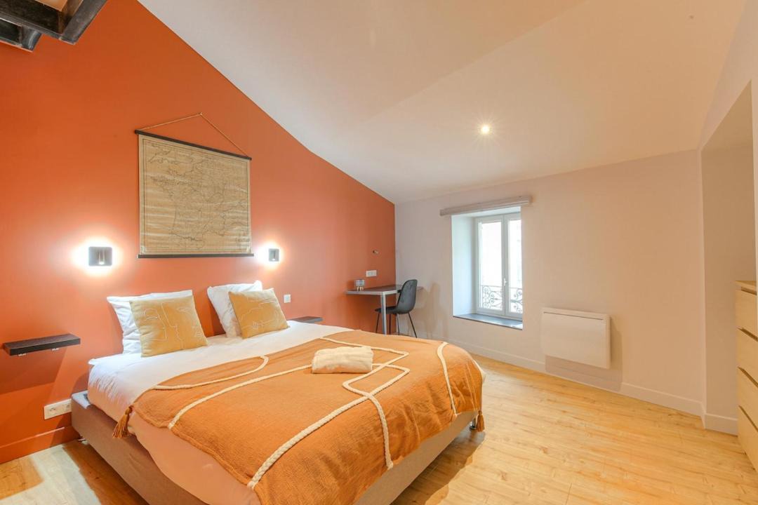 Photo of Bedroom in Villefranche-sur-Saone