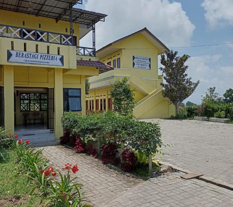 Photo of Others in Berastagi