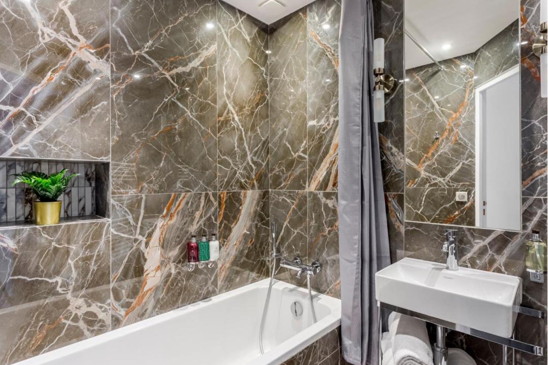 Photo of Bathroom in Arsenal