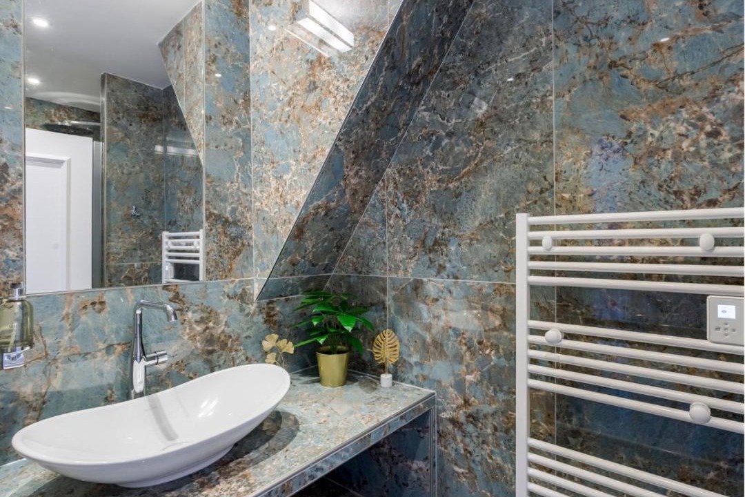 Photo of Bathroom in Arsenal