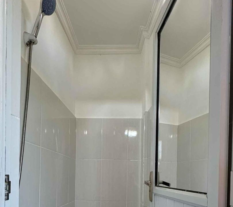 Photo of Bathroom in Pemaron