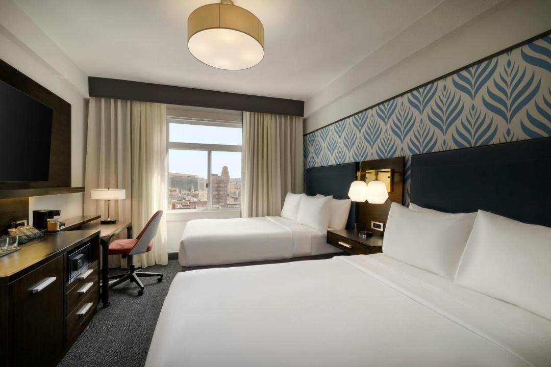 Photo of Bedroom in Theater District