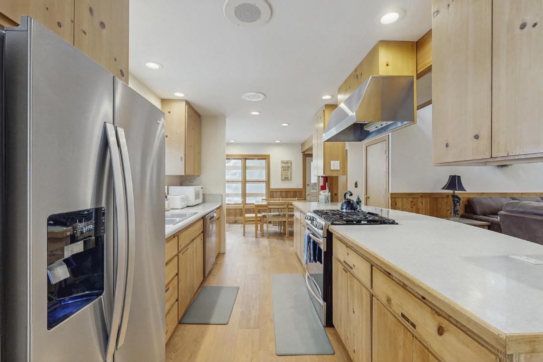 Photo of Kitchen in Serene Lakes
