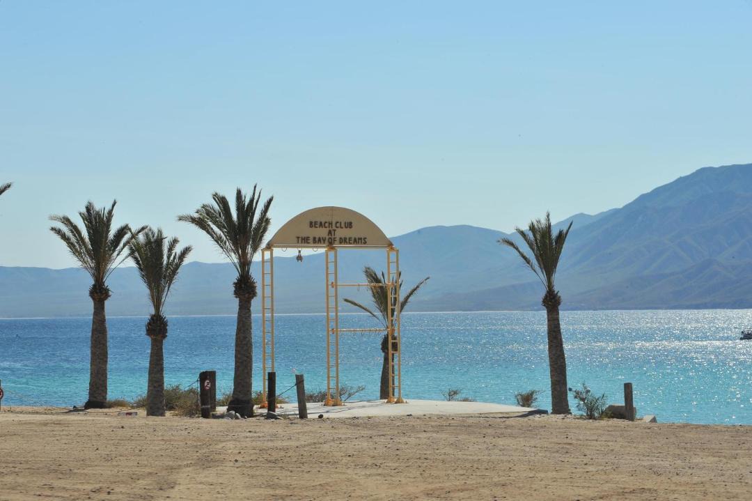 Photo of Others in Ensenada Los Muertos