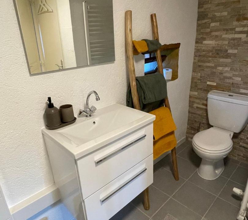 Photo of Bathroom in Colombier-en-Brionnais