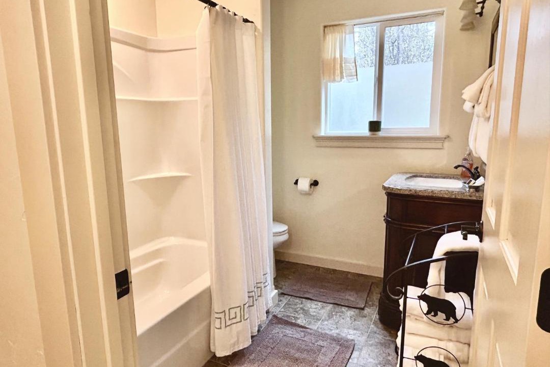 Photo of Others in Woods Bay