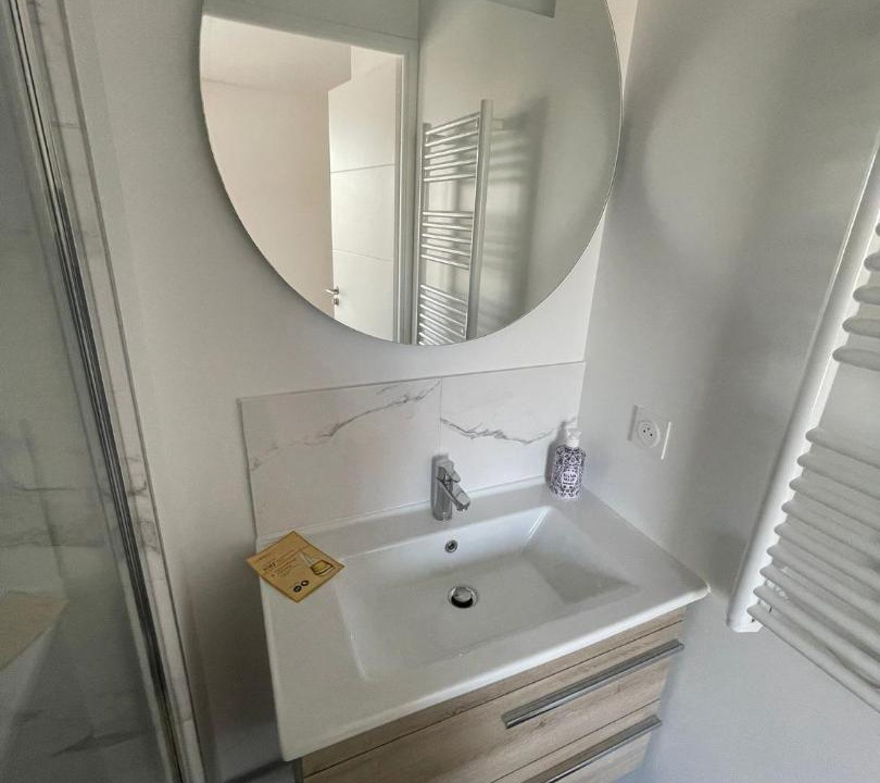 Photo of Bathroom in Malakoff