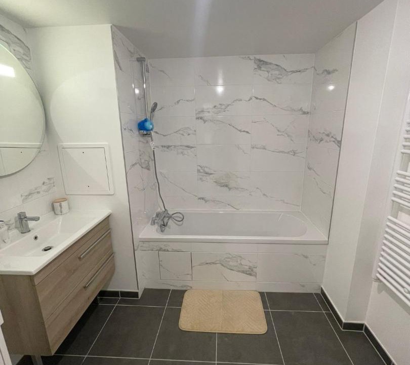Photo of Bathroom in Malakoff