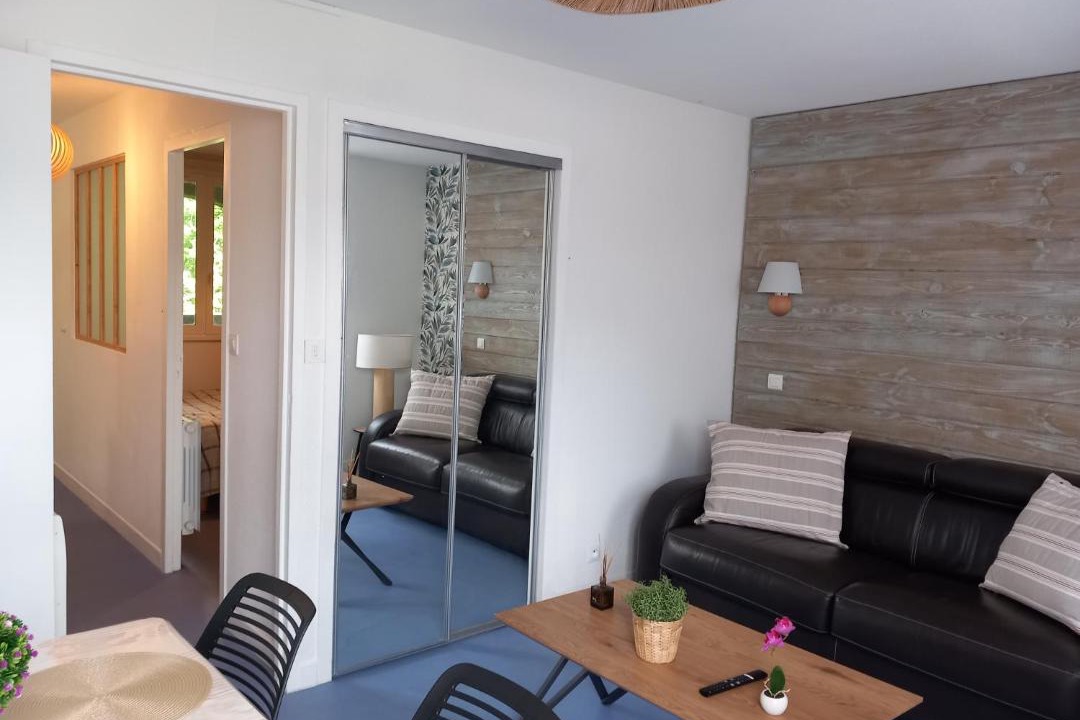 Photo of Others in Bielle