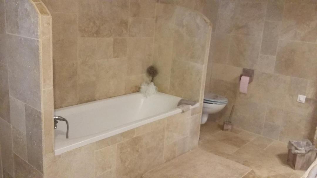 Photo of Bathroom in La Celle-sous-Gouzon