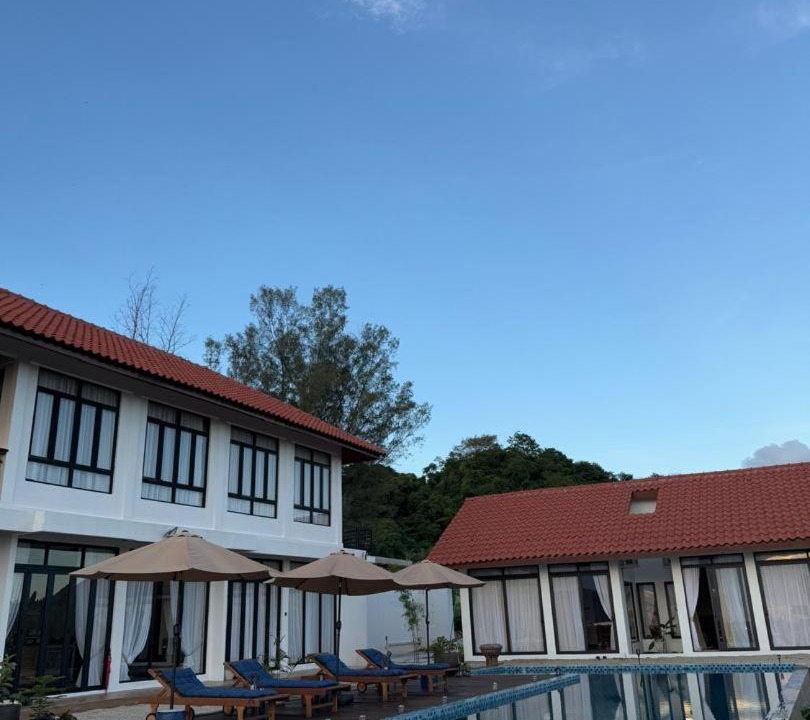 Photo of Others in Gua